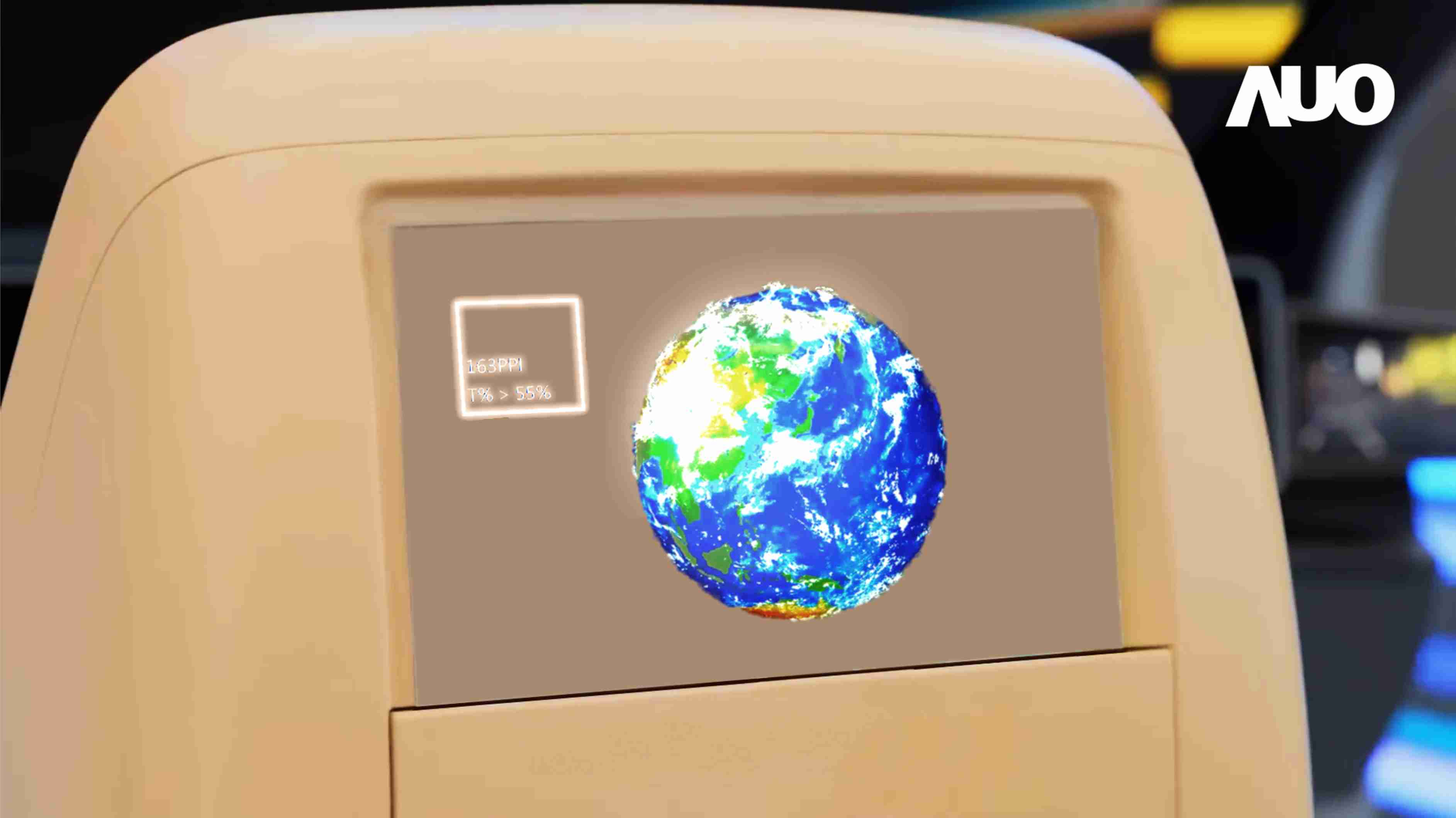 z6尊龙突破设计与制程挑战，，，推出全球最高分辨率163ppi的13.5吋透明Micro LED面板，，并积极布局智能车市场，，以期拓展透明显示应用的可能性